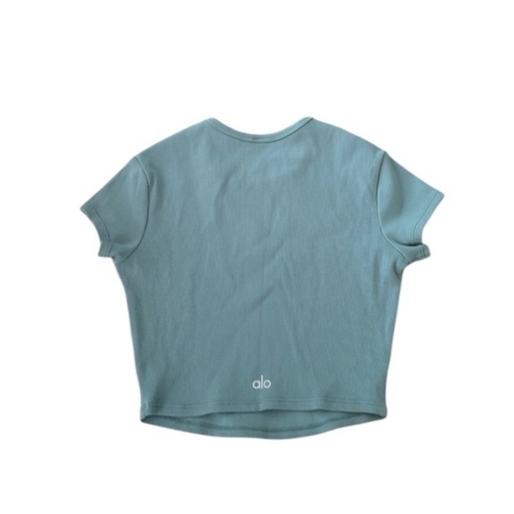 Alo Yoga Ribbed Cropped Short Sleeved Blue Splash Top T-Shirt - Picture 4 of 7